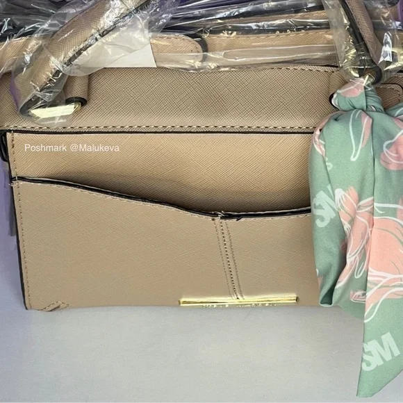 Steve Madden Breese Crossbody Bag color Tan Faux Leather New with Tags - Picture 4 of 8